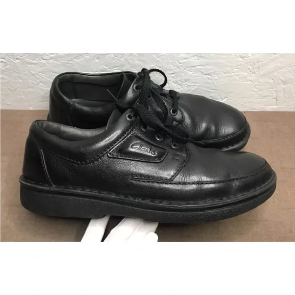 Clarks air shoes hotsell